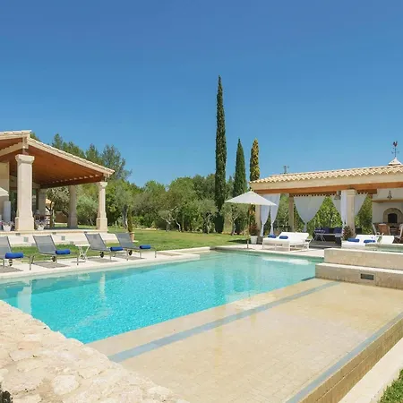 Villa In Spain With Pool & Jacuzzi Retreat Holiday home *