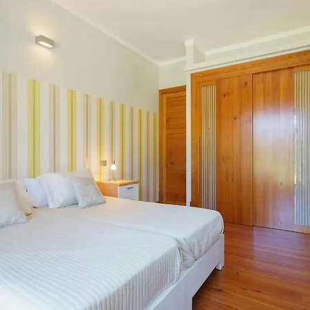 Villa In Spain With Pool & Jacuzzi Retreat Holiday home *